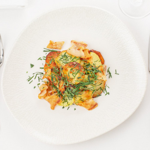 Жареный картофель по-домашнему с салом и луком