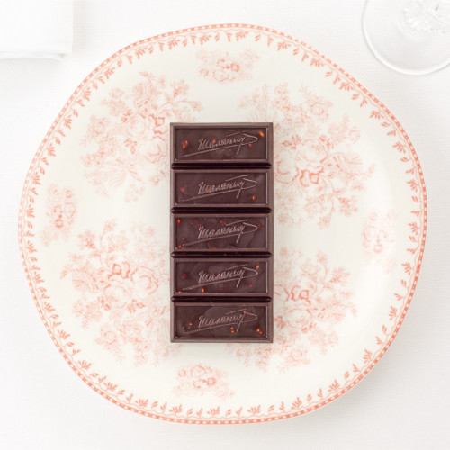 Шоколад горький с фундуком