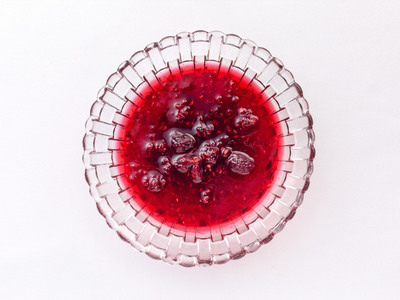 House-made raspberry preserves (100 g)